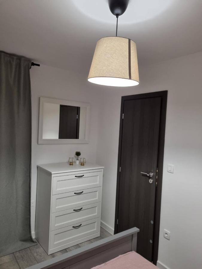 Apartman Ivano Cres Apartment Екстериор снимка